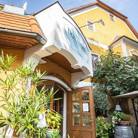 Hotel Donauwirt - Garni 4*