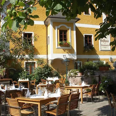 Hotel Donauwirt - Garni 4*