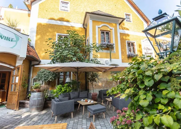 Donauwirt - Garni מלון וויסנקירשן אין דר וואכאו