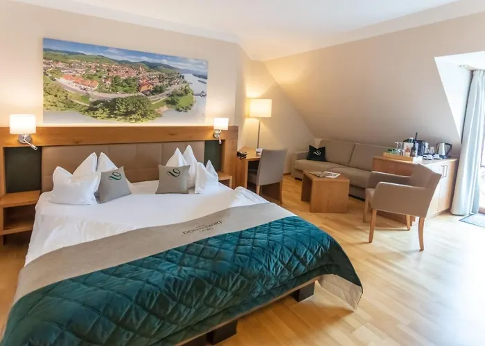 Donauwirt - Garni מלון 4*